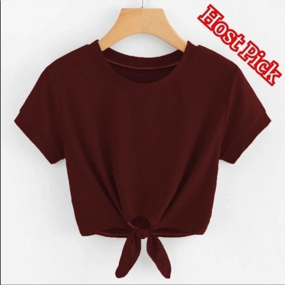Boutique Tops - ✅3X Host Pick✅ Knot Hem Crop Tee, Small